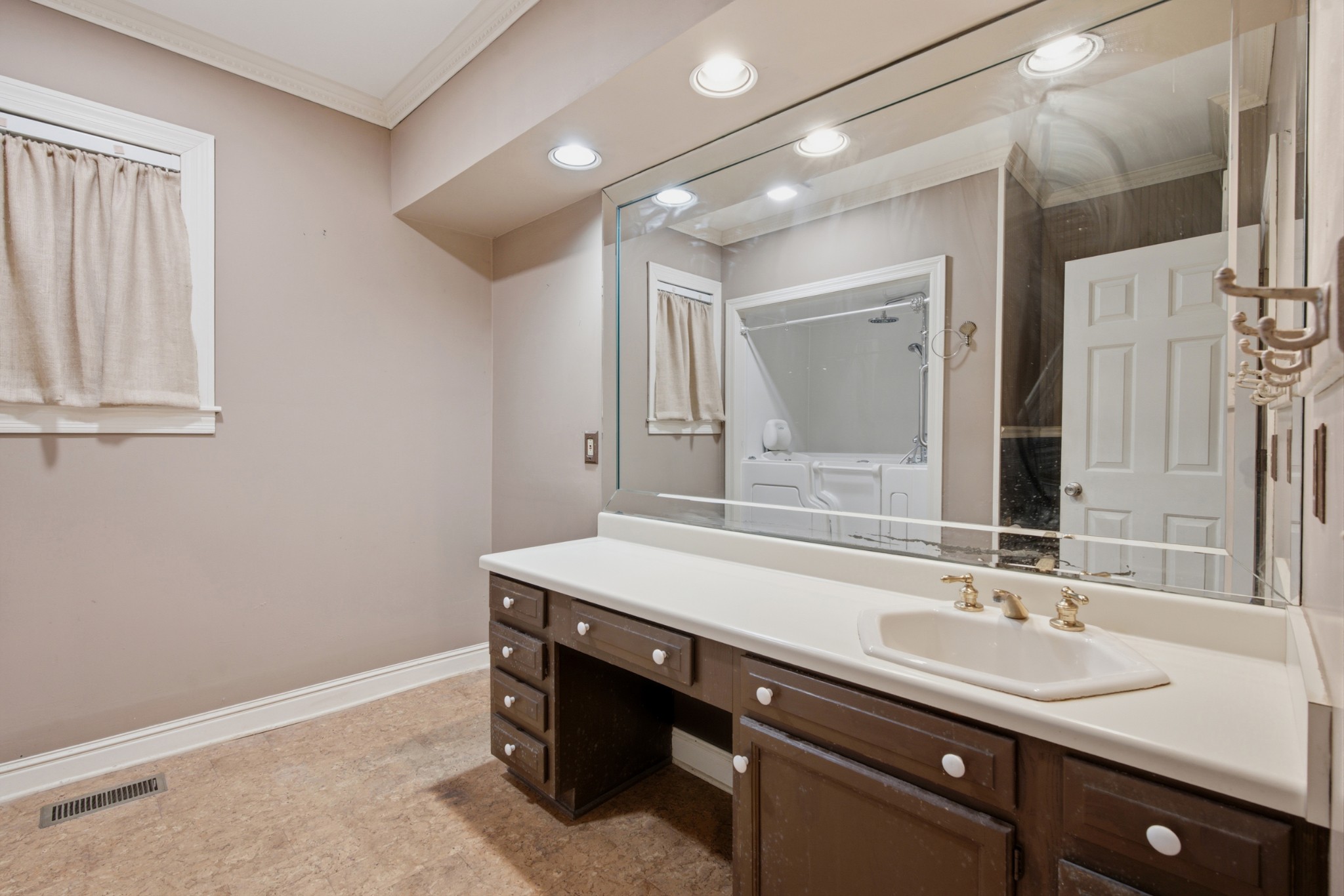  808 E Burton St, Murfreesboro, TN, 37130 - 物件實景