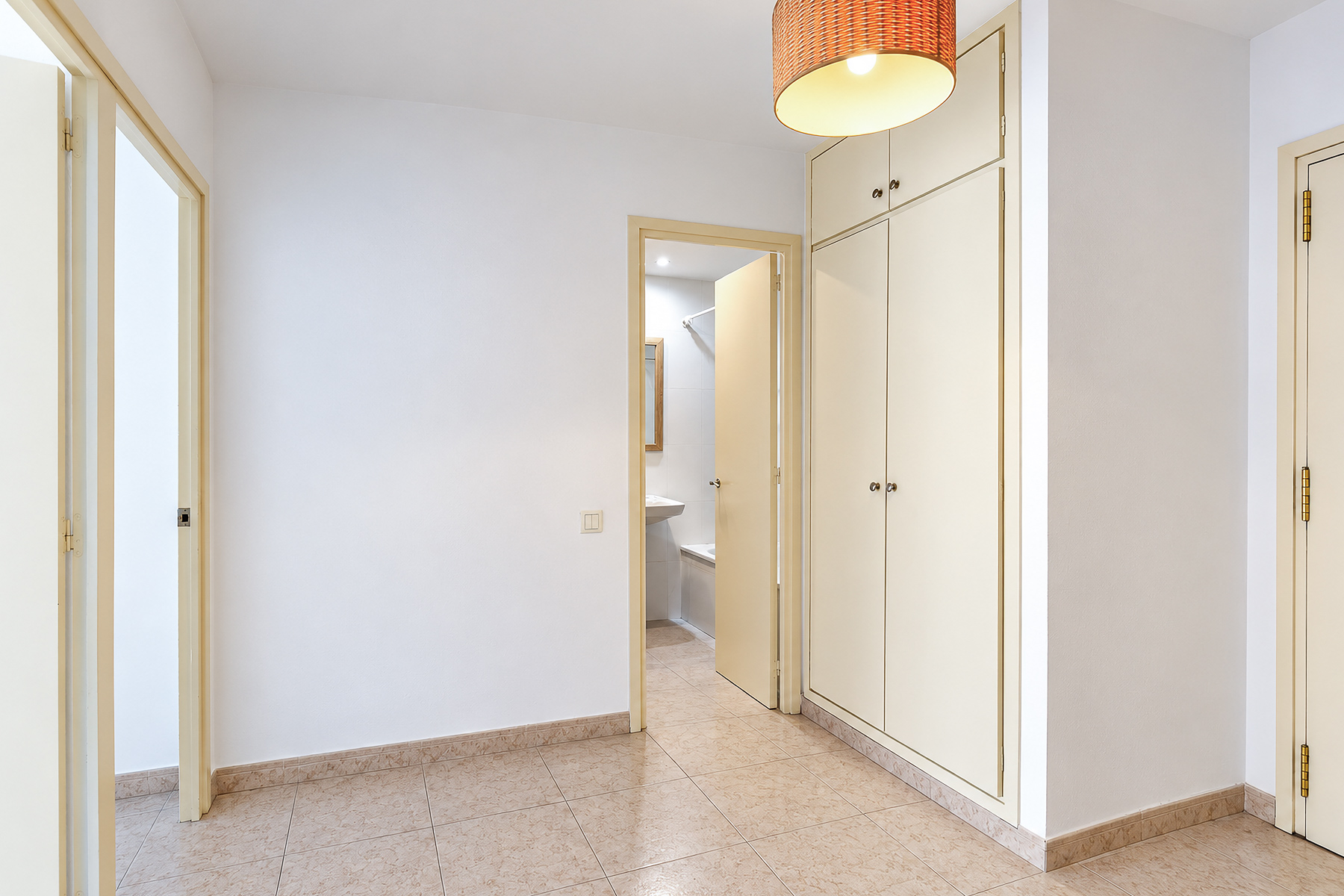  Flat with elevator in the heart of the village - 物件實景
