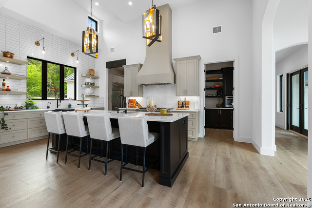 Boerne, Texas, 78006, United States, 3 Bedrooms Bedrooms, ,4 BathroomsBathrooms,Residential,For Sale,1762084