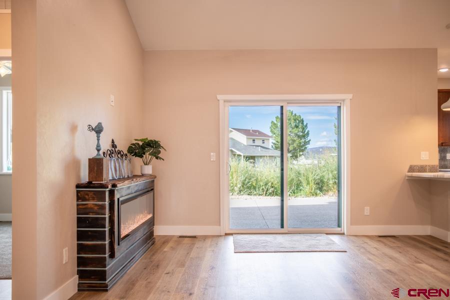 Montrose, Colorado, 81401, United States, 3 Bedrooms Bedrooms, ,2 BathroomsBathrooms,Residential,For Sale,1709571