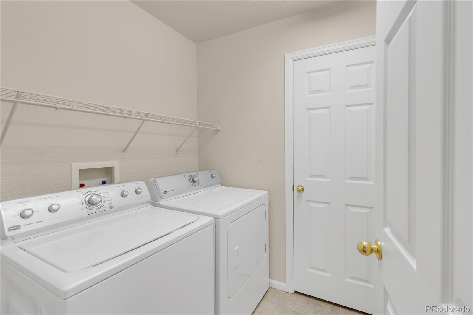 Aurora, Colorado, 80018, United States, 3 Bedrooms Bedrooms, ,3 BathroomsBathrooms,Residential,For Sale,1948994