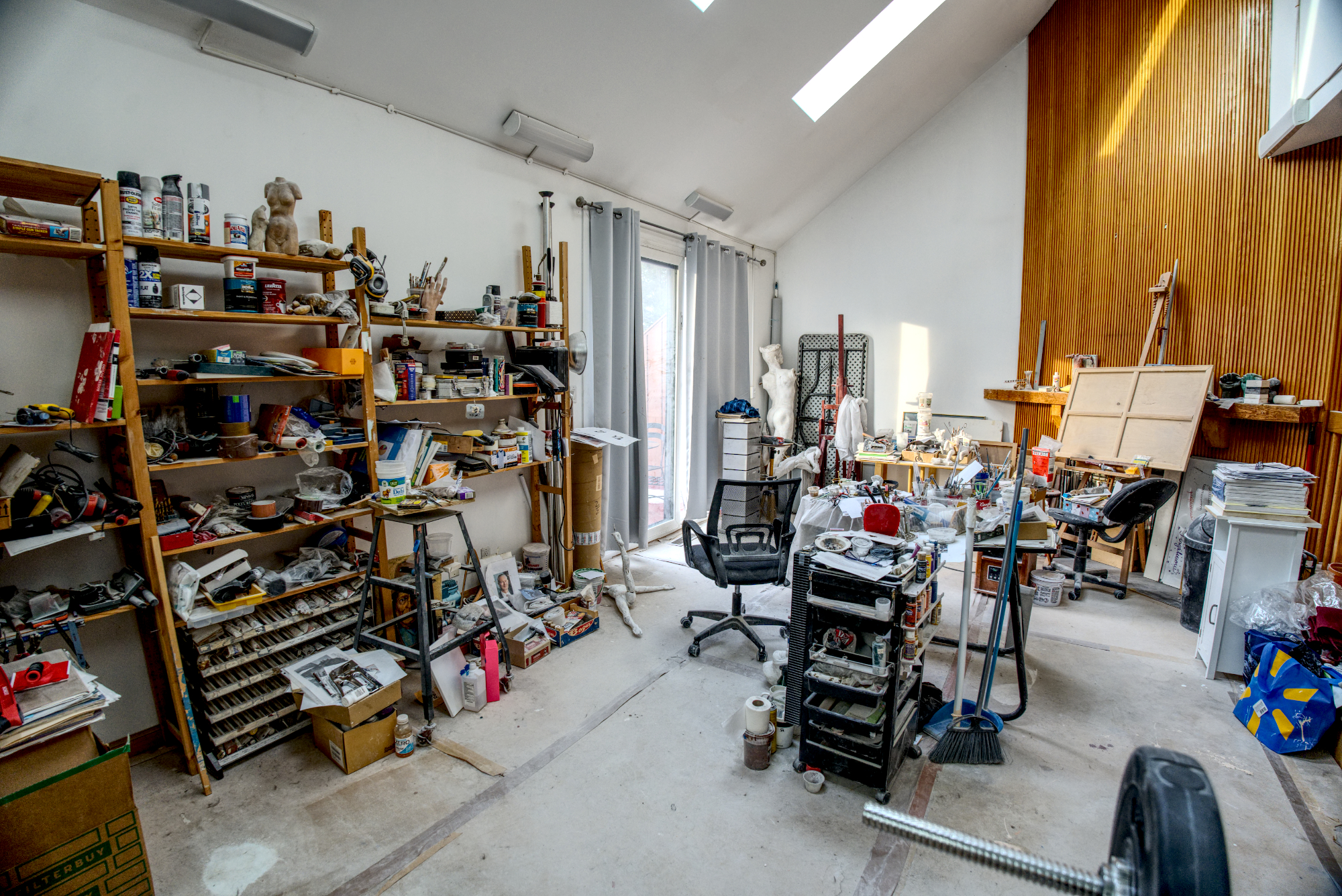 Secaucus, New Jersey, 07094, United States, 4 Bedrooms Bedrooms, ,3 BathroomsBathrooms,Residential,For Sale,1996656