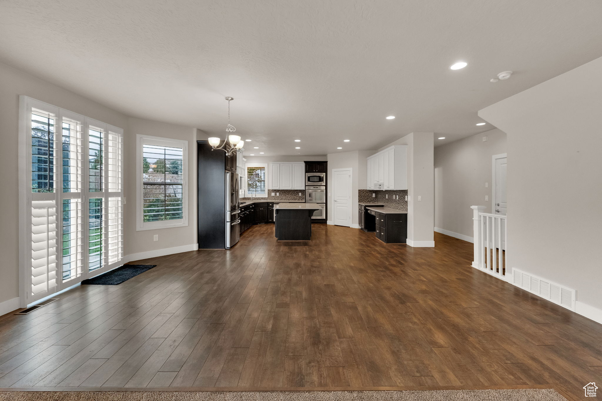 Herriman, Utah, 84096, United States, 5 Bedrooms Bedrooms, ,3 BathroomsBathrooms,Residential,For Sale,1991477