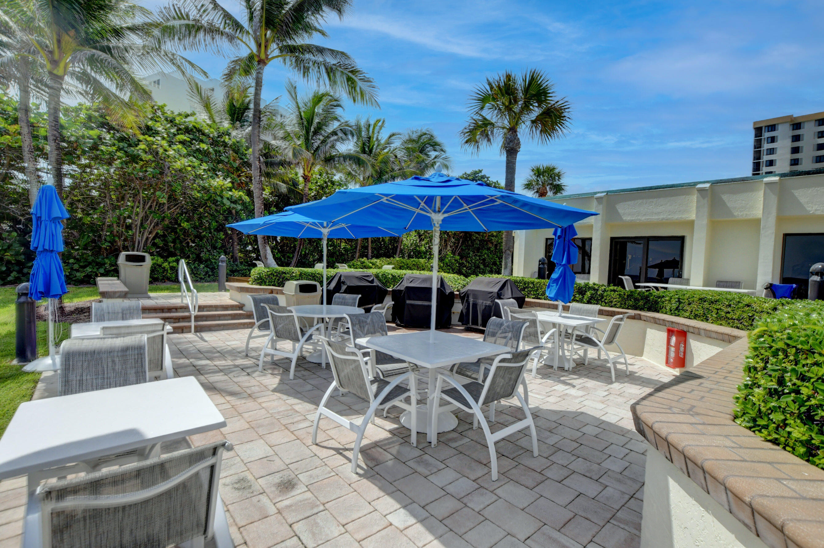 Highland Beach, Florida, 33487, United States, 2 Bedrooms Bedrooms, ,2 BathroomsBathrooms,Residential,For Sale,1907746