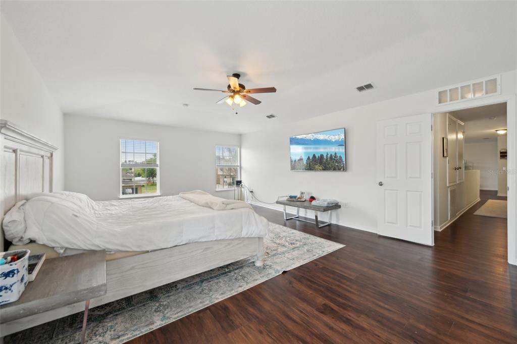 Leesburg, Florida, 34748, United States, 6 Bedrooms Bedrooms, ,5 BathroomsBathrooms,Residential,For Sale,1785536