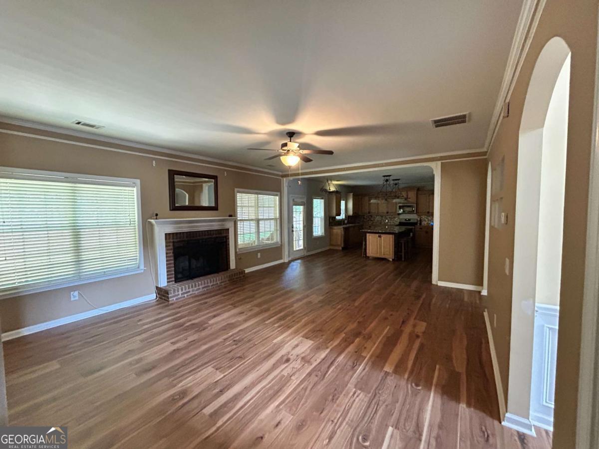 Buford, Georgia, 30518, United States, 4 Bedrooms Bedrooms, ,3 BathroomsBathrooms,Residential,For Sale,1950914