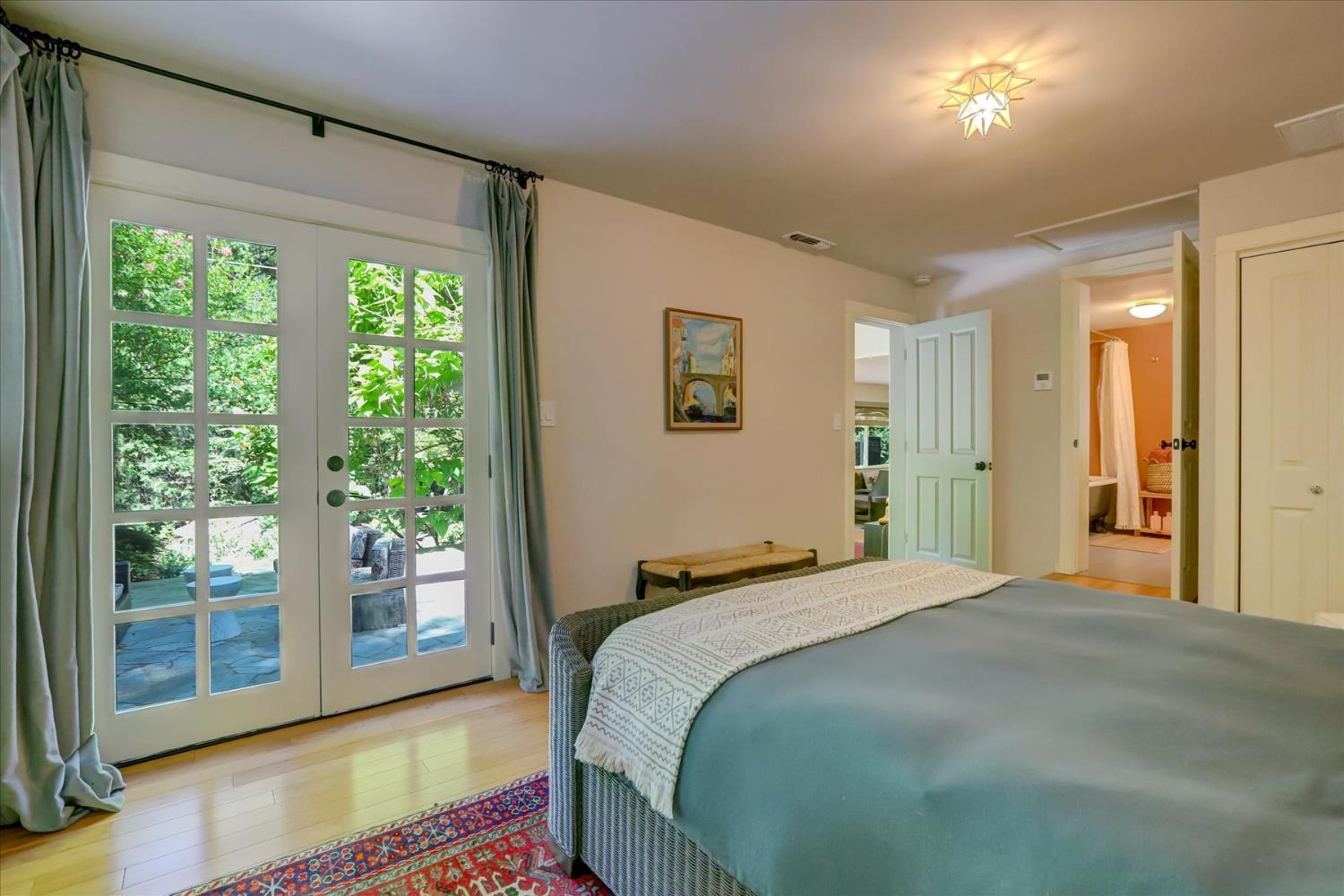 Nevada City, California, 95959, United States, 2 Bedrooms Bedrooms, ,2 BathroomsBathrooms,Residential,For Sale,1984222