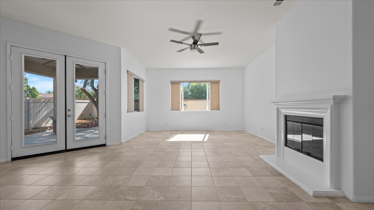 Beaumont, California, 92223, United States, 2 Bedrooms Bedrooms, ,3 BathroomsBathrooms,Residential,For Sale,1931673