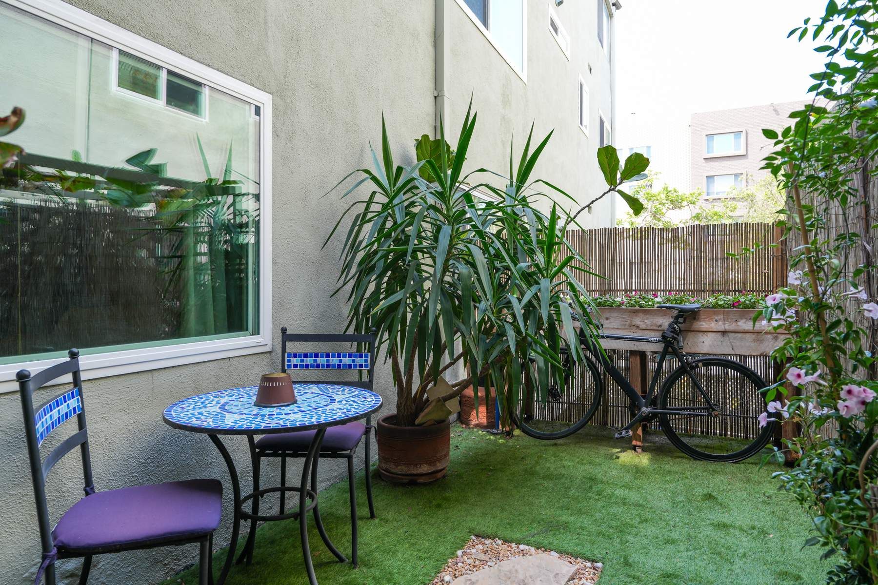  532 North Rossmore Avenue, #108 - 物件實景