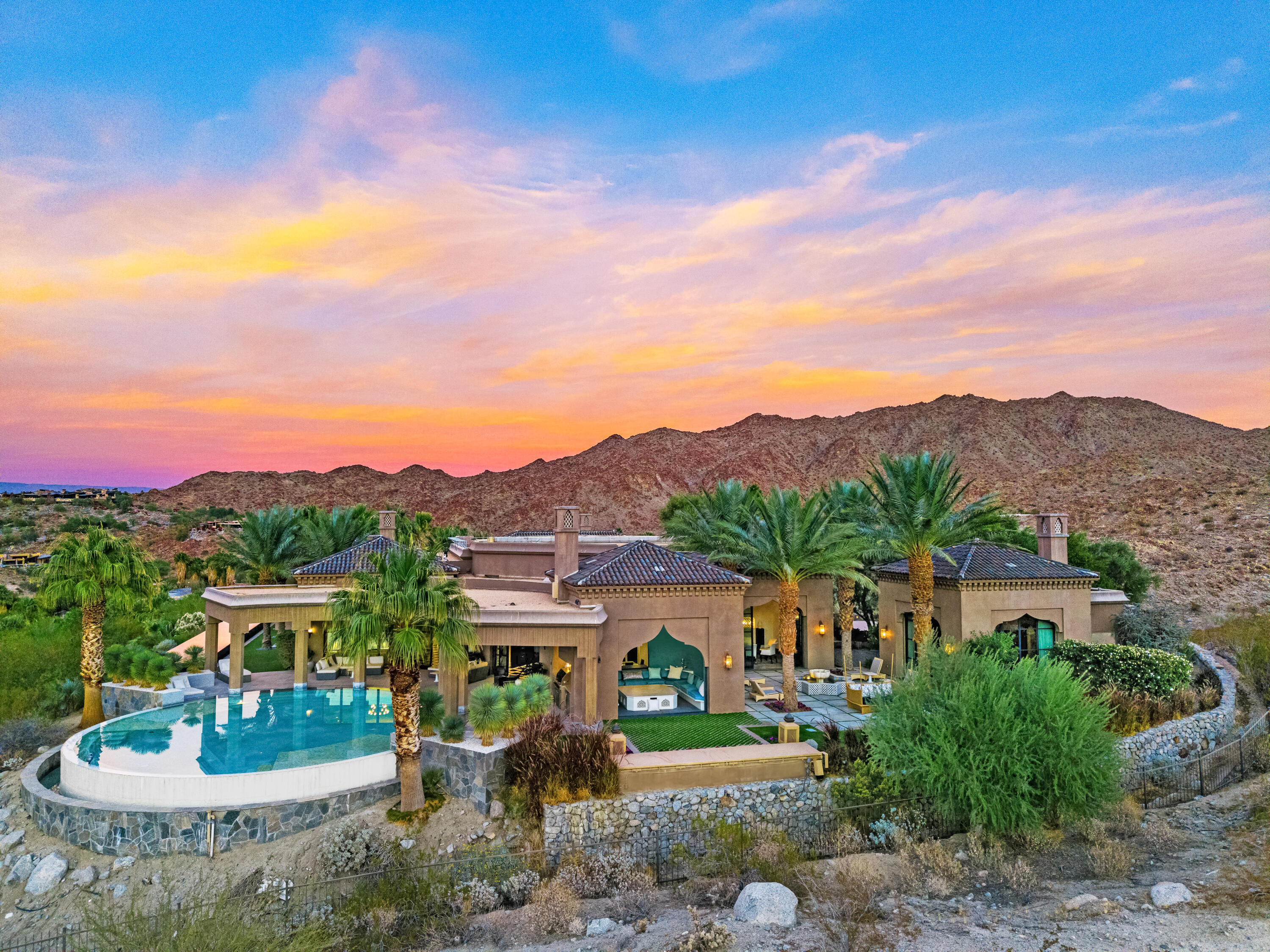 Palm Desert, California, 92260, United States, 5 Bedrooms Bedrooms, ,7 BathroomsBathrooms,Residential,For Sale,1874158