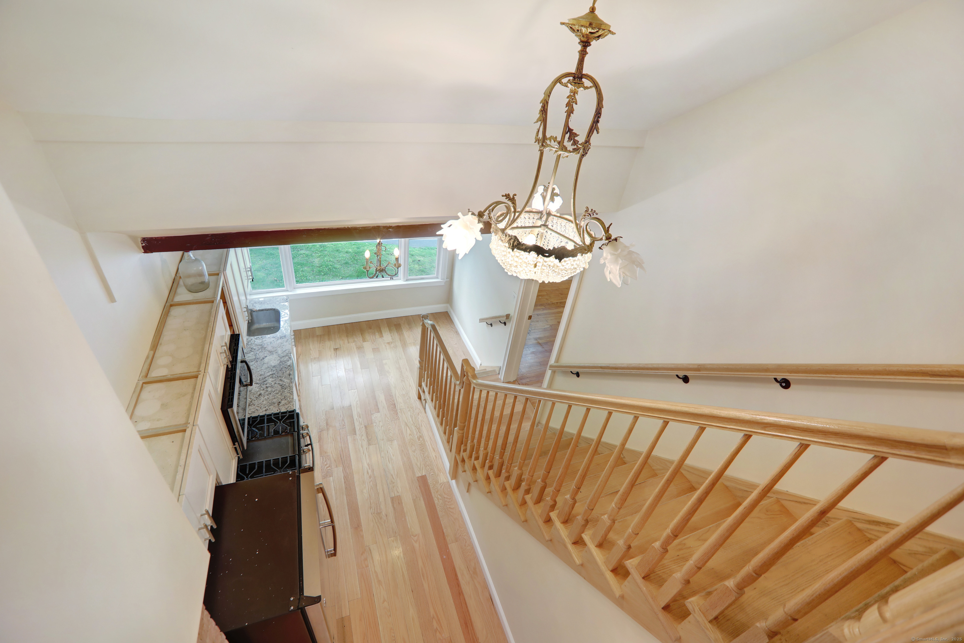 Hamden, Connecticut, 06518, United States, 9 Bedrooms Bedrooms, ,3 BathroomsBathrooms,Residential,For Sale,1940176