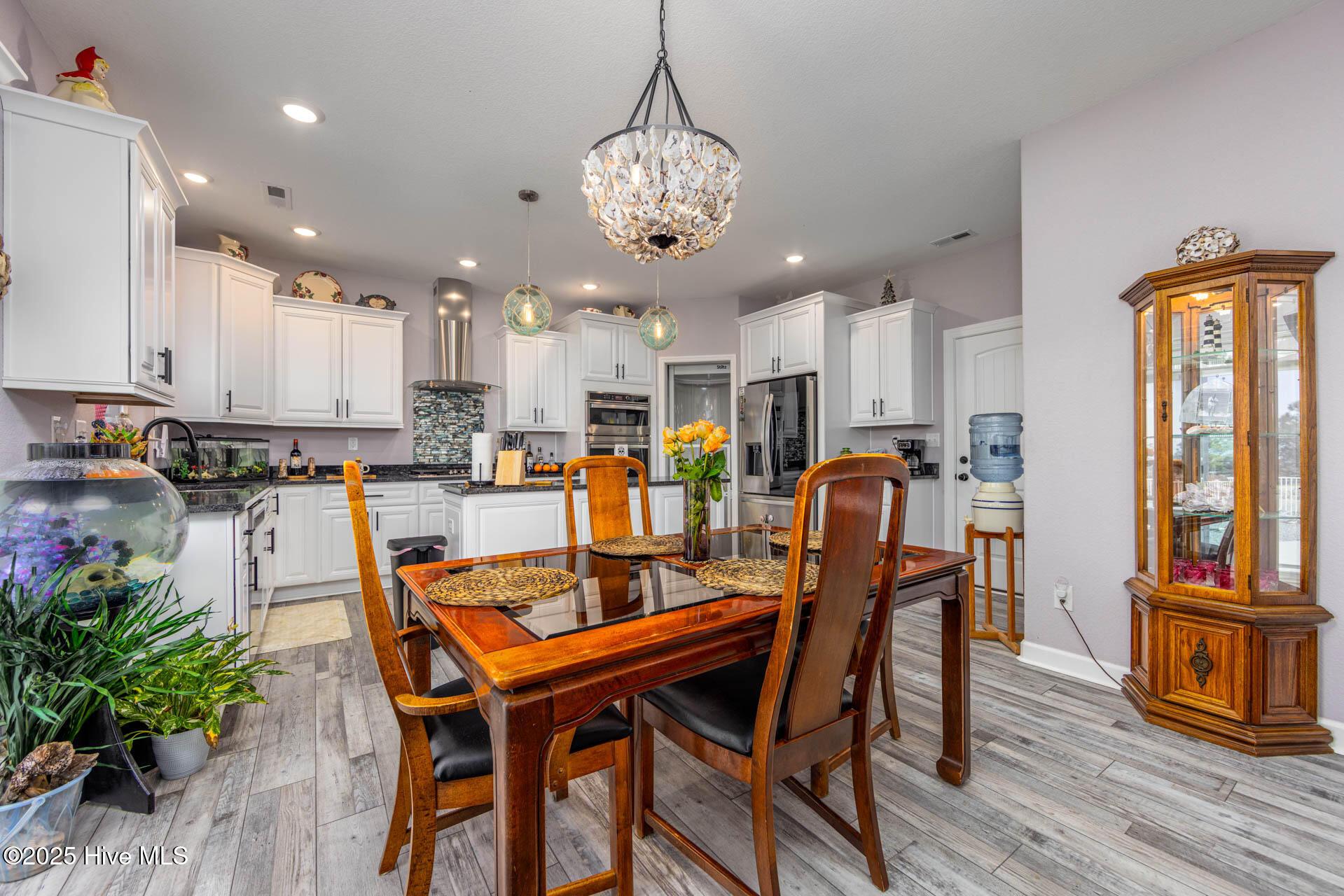 Elizabeth City, North Carolina, 27909, United States, 4 Bedrooms Bedrooms, ,3 BathroomsBathrooms,Residential,For Sale,1729027