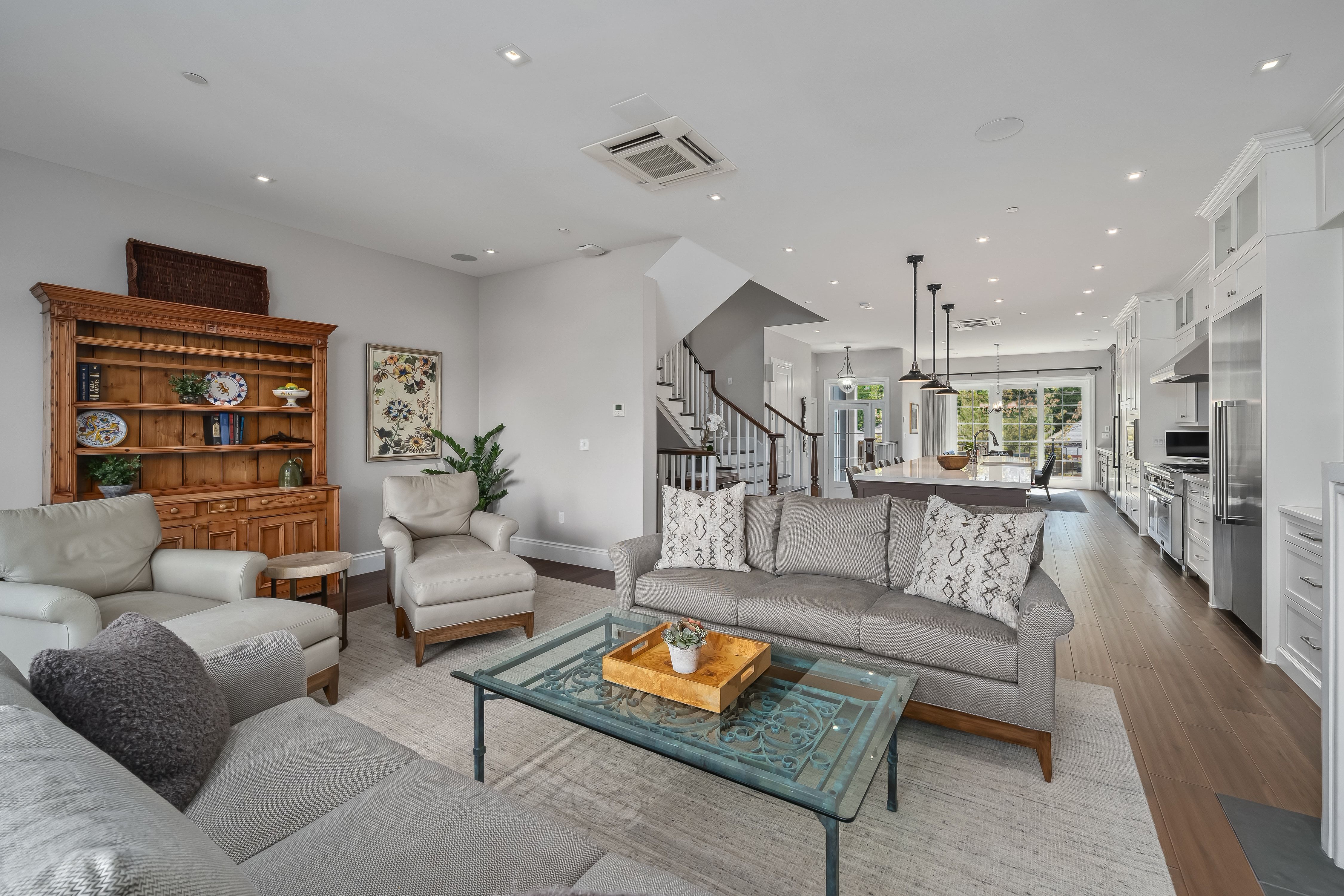  Classic Brownstone Architecture Meets Sophisticated Contemporary Living - 物件實景