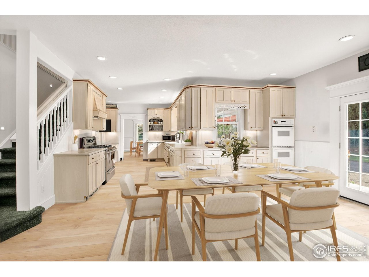 Lafayette, Colorado, 80026, United States, 5 Bedrooms Bedrooms, ,5 BathroomsBathrooms,Residential,For Sale,1991447