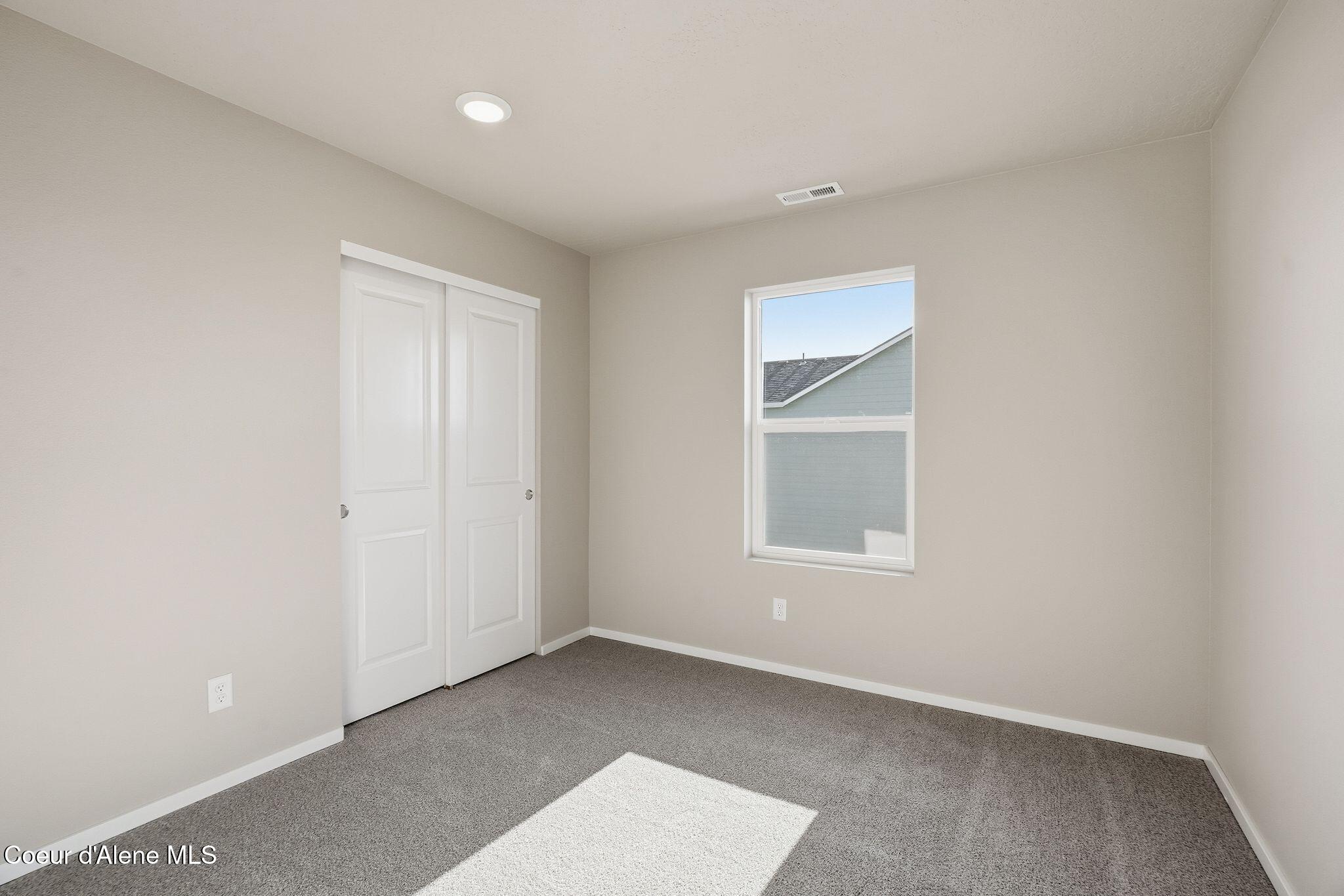 Post Falls, Idaho, 83854, United States, 4 Bedrooms Bedrooms, ,3 BathroomsBathrooms,Residential,For Sale,1973812