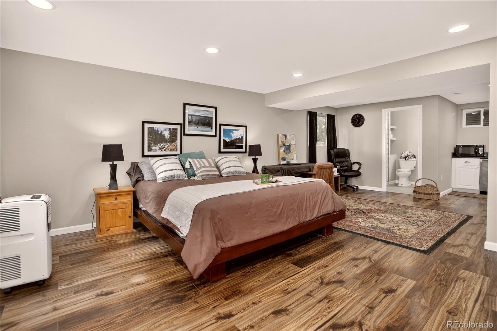 Castle Rock, Colorado, 80104, United States, 4 Bedrooms Bedrooms, ,2 BathroomsBathrooms,Residential,For Sale,1911014