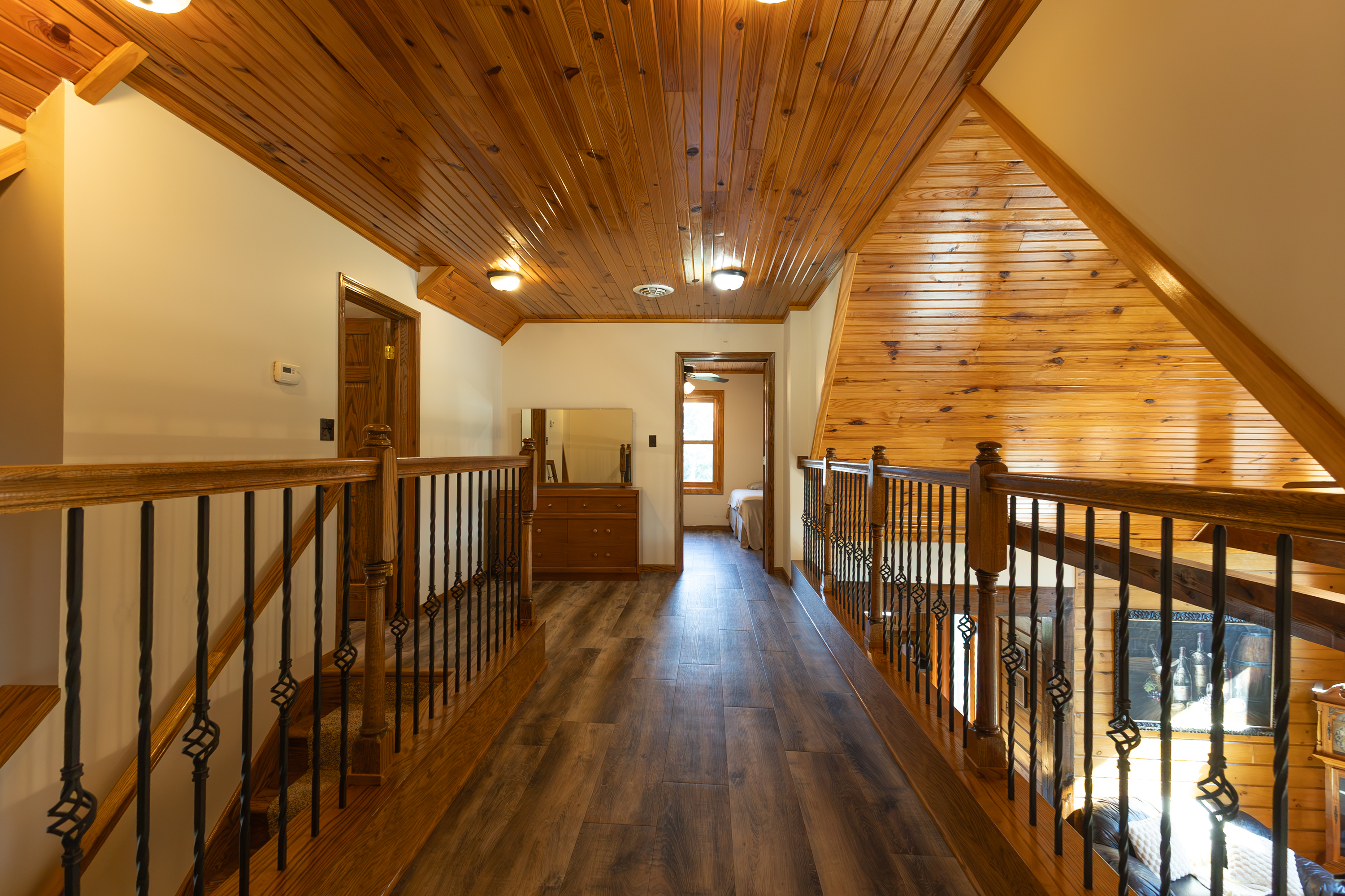 Keytesville, Missouri, 65261, United States, 4 Bedrooms Bedrooms, ,Residential,For Sale,1910439