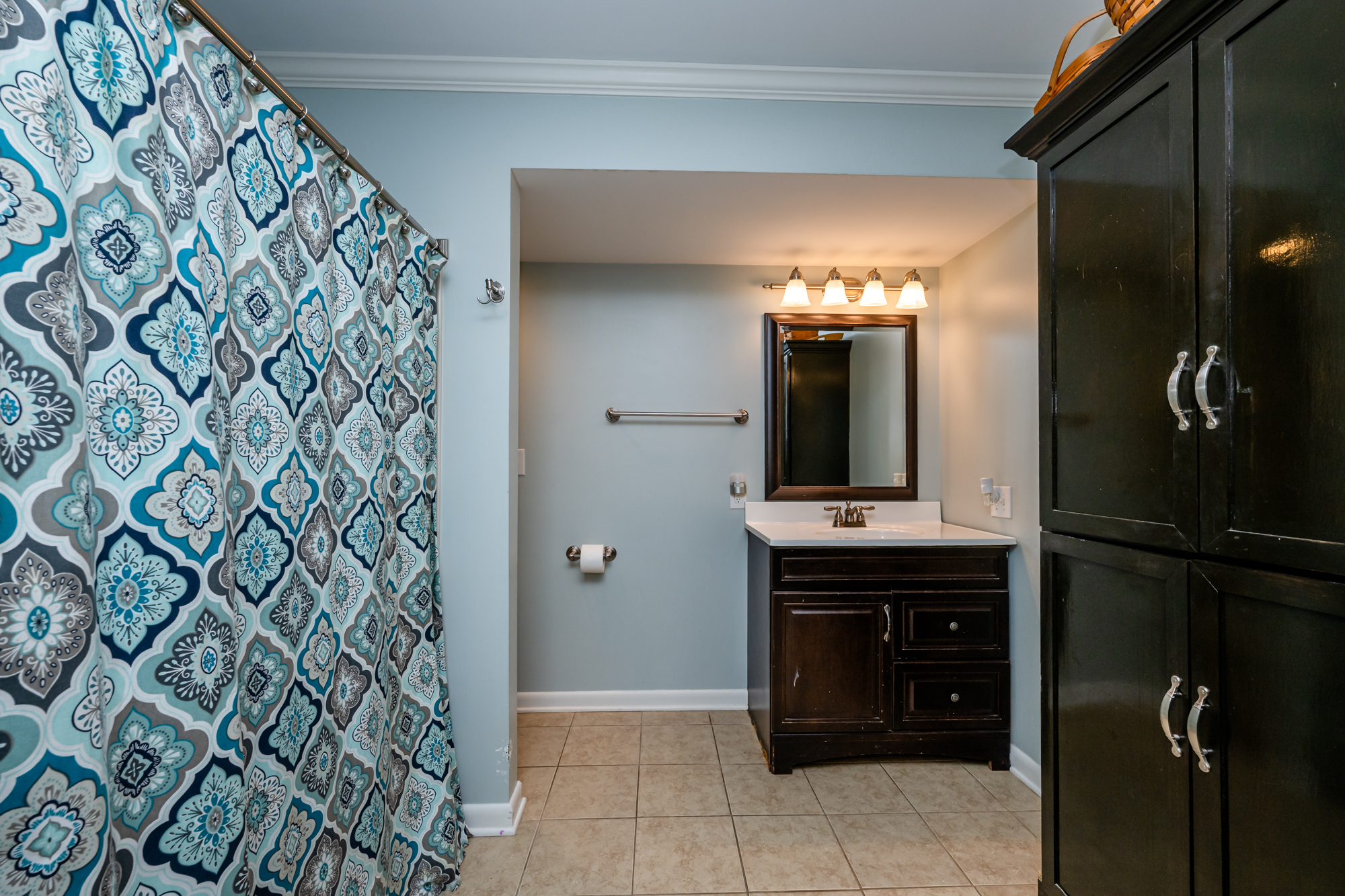 Coloma, Michigan, 49038, United States, 3 Bedrooms Bedrooms, ,2 BathroomsBathrooms,Residential,For Sale,1787347