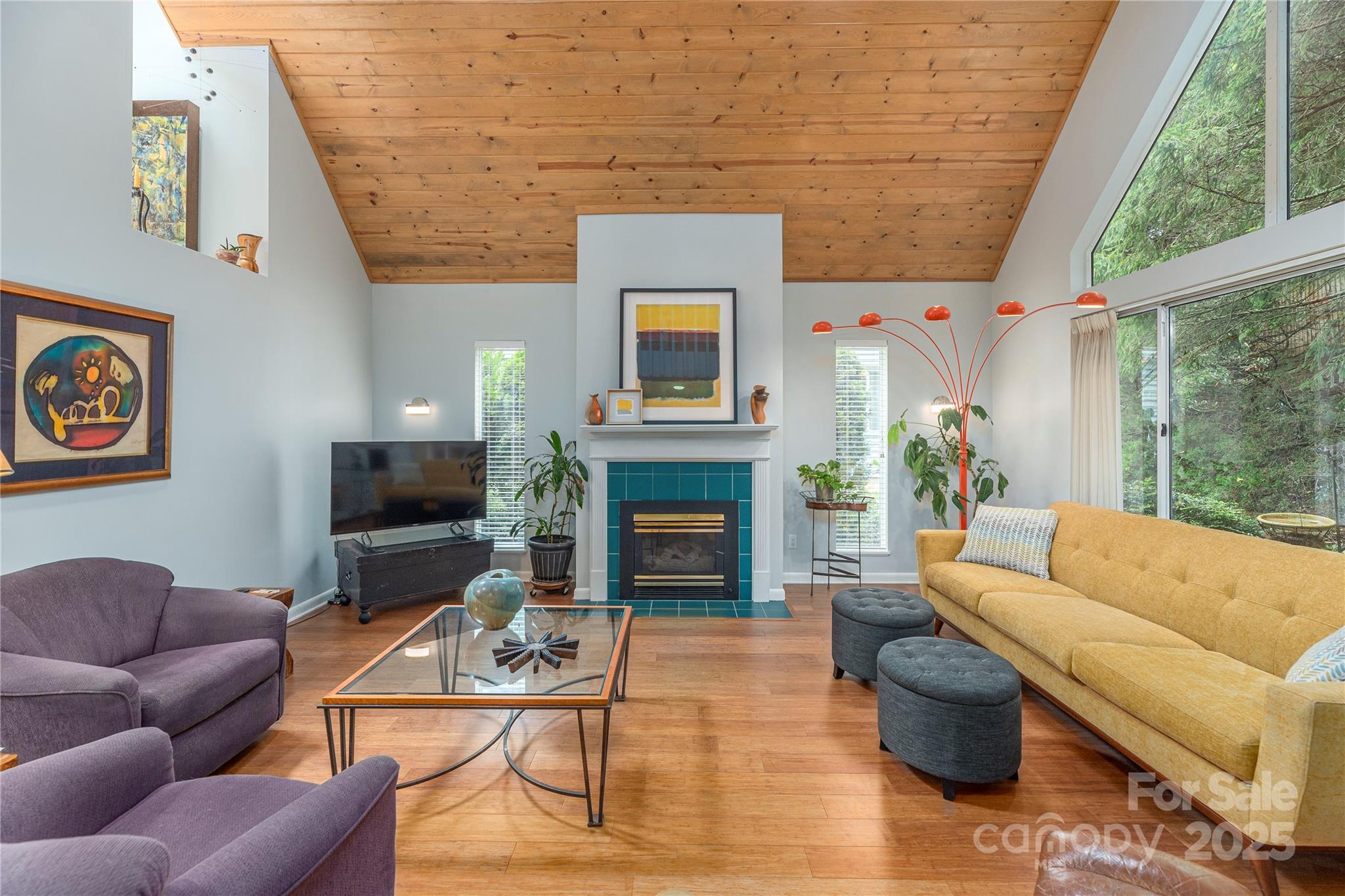 Asheville, North Carolina, 28804, United States, 3 Bedrooms Bedrooms, ,3 BathroomsBathrooms,Residential,For Sale,1905556