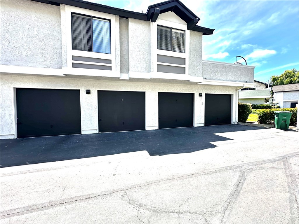 Carlsbad, California, 92011, United States, 2 Bedrooms Bedrooms, ,2 BathroomsBathrooms,Residential,For Sale,1827454