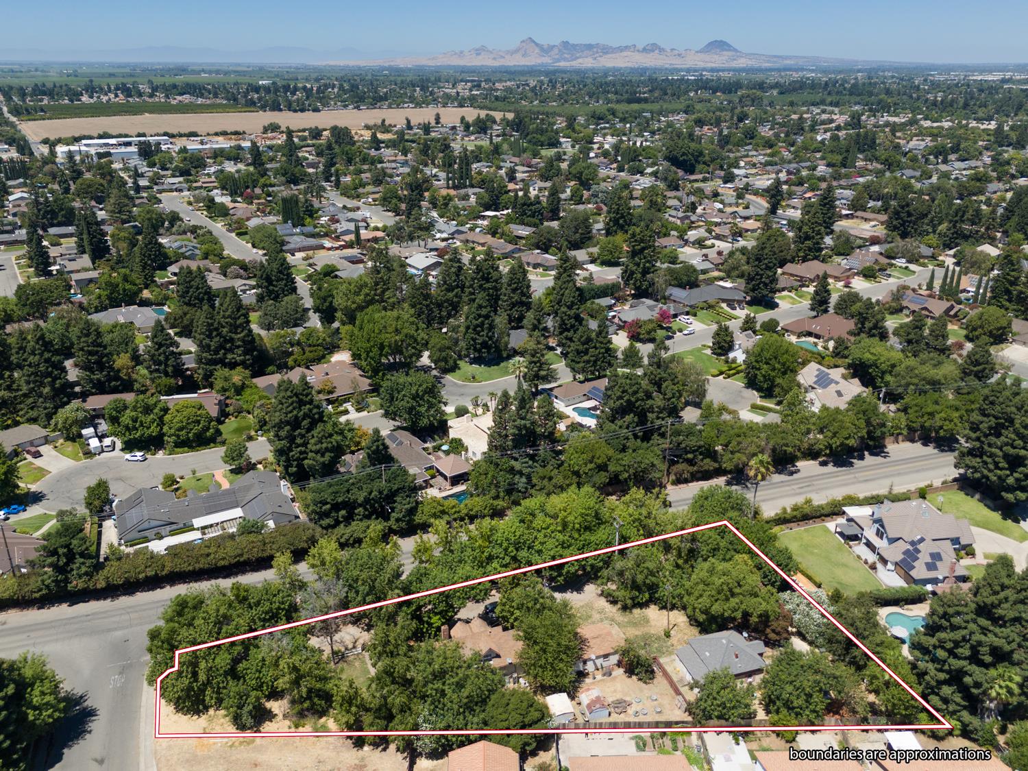 Yuba City, California, 95991-6934, United States, 6 Bedrooms Bedrooms, ,4 BathroomsBathrooms,Residential,For Sale,1849016