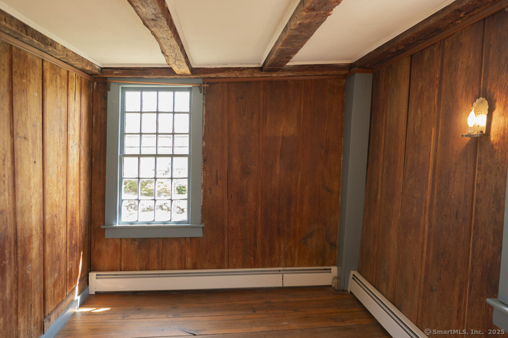 Clinton, Connecticut, 06413, United States, 4 Bedrooms Bedrooms, ,2 BathroomsBathrooms,Residential,For Sale,1998162