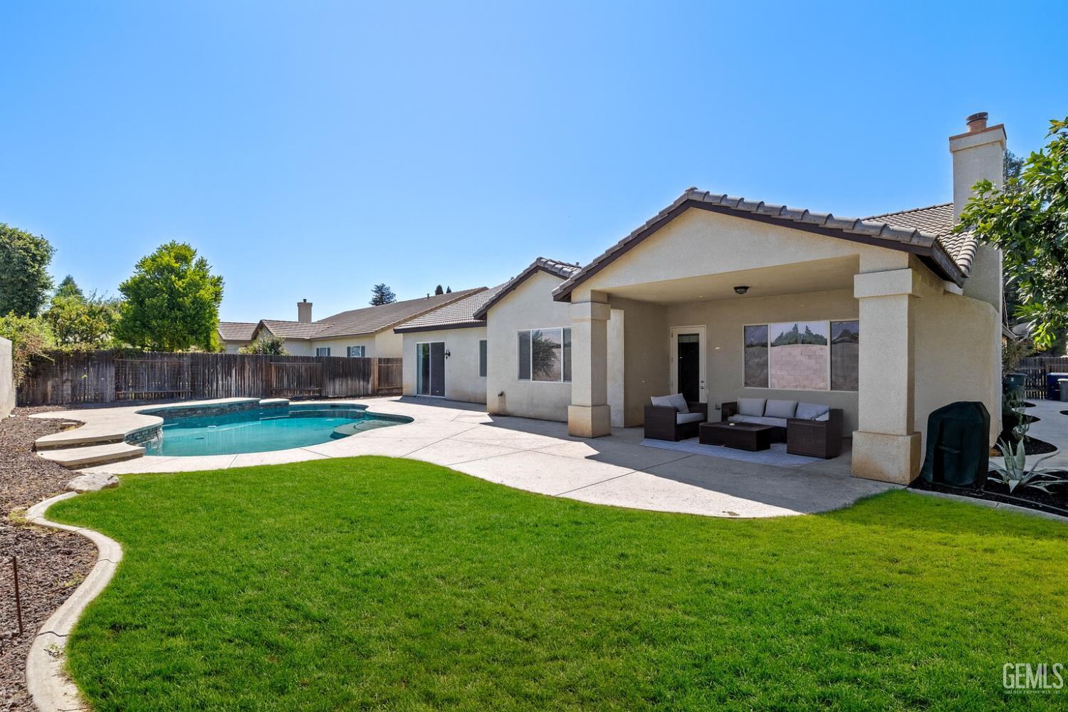 Bakersfield, California, 93312, United States, 4 Bedrooms Bedrooms, ,3 BathroomsBathrooms,Residential,For Sale,1933042
