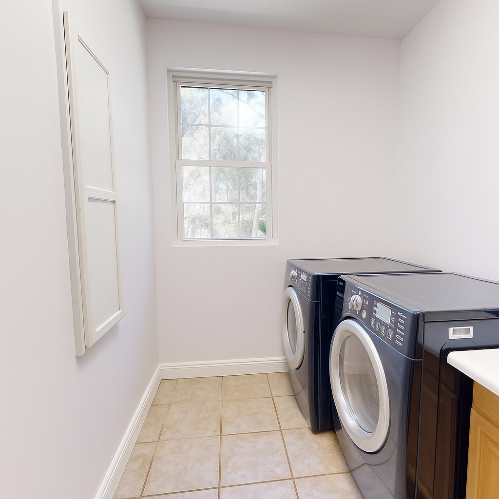 Fortson, Georgia, 31808, United States, 5 Bedrooms Bedrooms, ,5 BathroomsBathrooms,Residential,For Sale,1960480