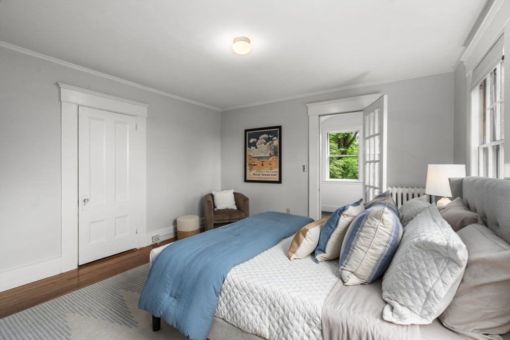 Belmont, Massachusetts, 02478, United States, 5 Bedrooms Bedrooms, ,3 BathroomsBathrooms,Residential,For Sale,1938844