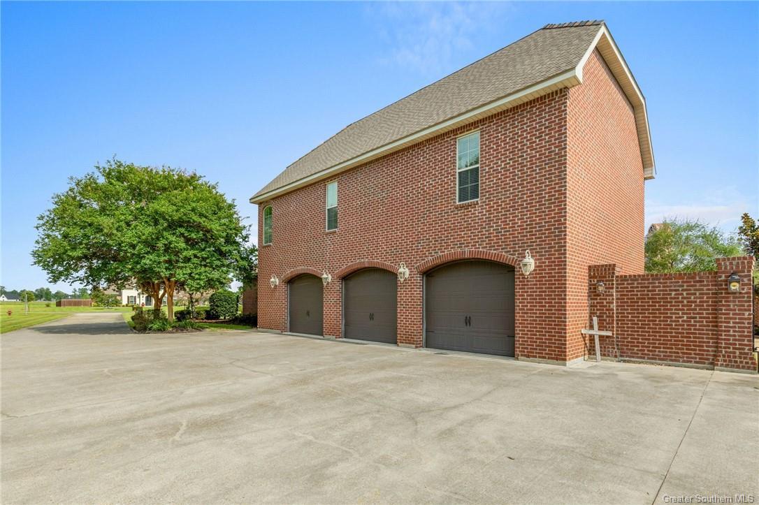 Lake Charles, Louisiana, 70611, United States, 3 Bedrooms Bedrooms, ,3 BathroomsBathrooms,Residential,For Sale,1847769