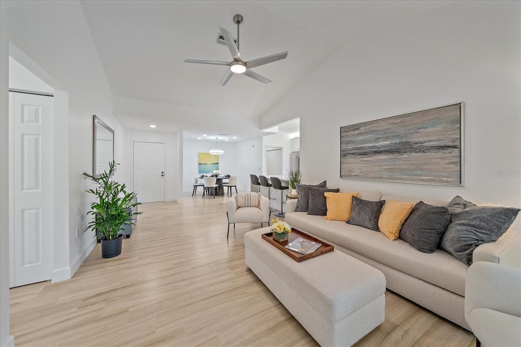 Sarasota, Florida, 34231, United States, 3 Bedrooms Bedrooms, ,2 BathroomsBathrooms,Residential,For Sale,1987968