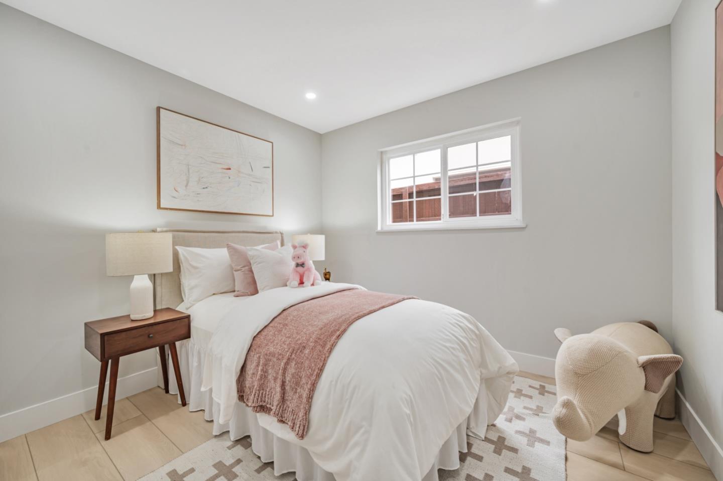 SOUTH SAN FRANCISCO, California, 94080, United States, 4 Bedrooms Bedrooms, ,3 BathroomsBathrooms,Residential,For Sale,1951079