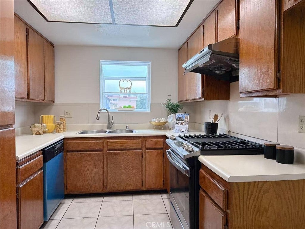 San Gabriel, California, 91776, United States, 4 Bedrooms Bedrooms, ,3 BathroomsBathrooms,Residential,For Sale,1846909