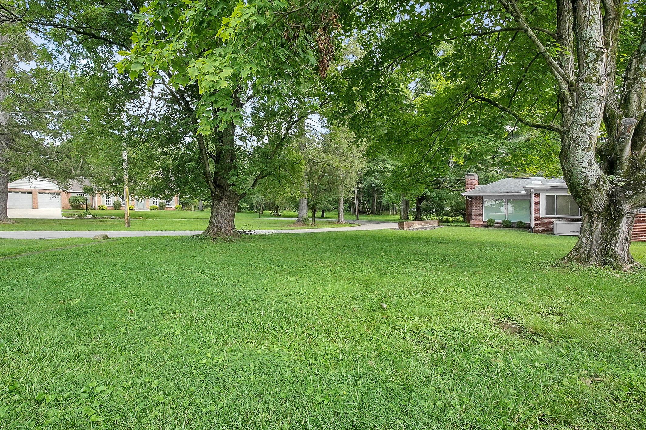 Granville, Ohio, 43023, United States, 3 Bedrooms Bedrooms, ,2 BathroomsBathrooms,Residential,For Sale,1901349