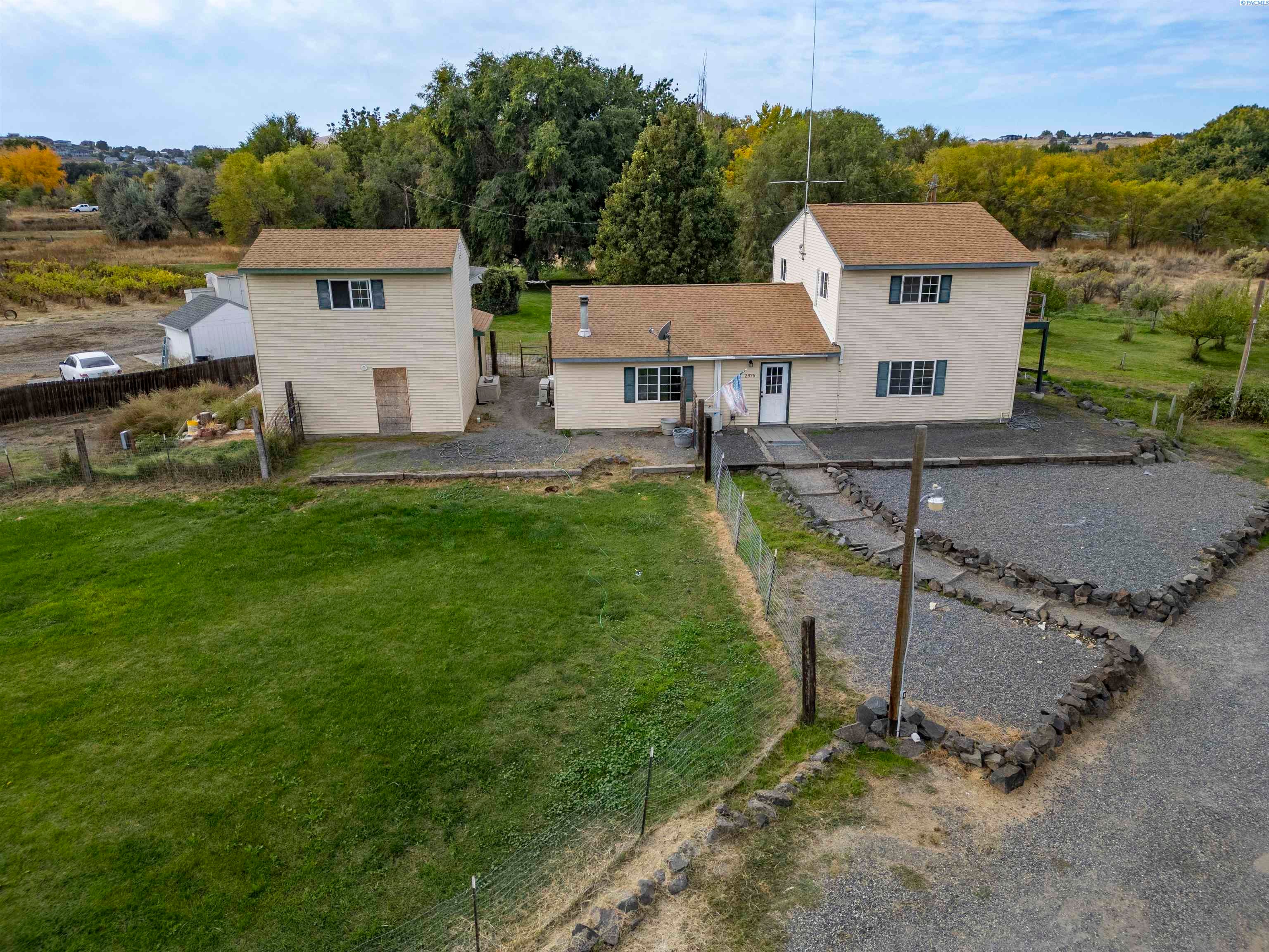 Richland, Washington, 99354, United States, 3 Bedrooms Bedrooms, ,2 BathroomsBathrooms,Residential,For Sale,1978459