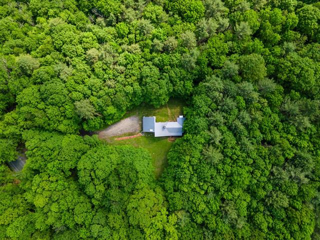 West Windsor, Vermont, 05089, United States, 3 Bedrooms Bedrooms, ,3 BathroomsBathrooms,Residential,For Sale,1921014