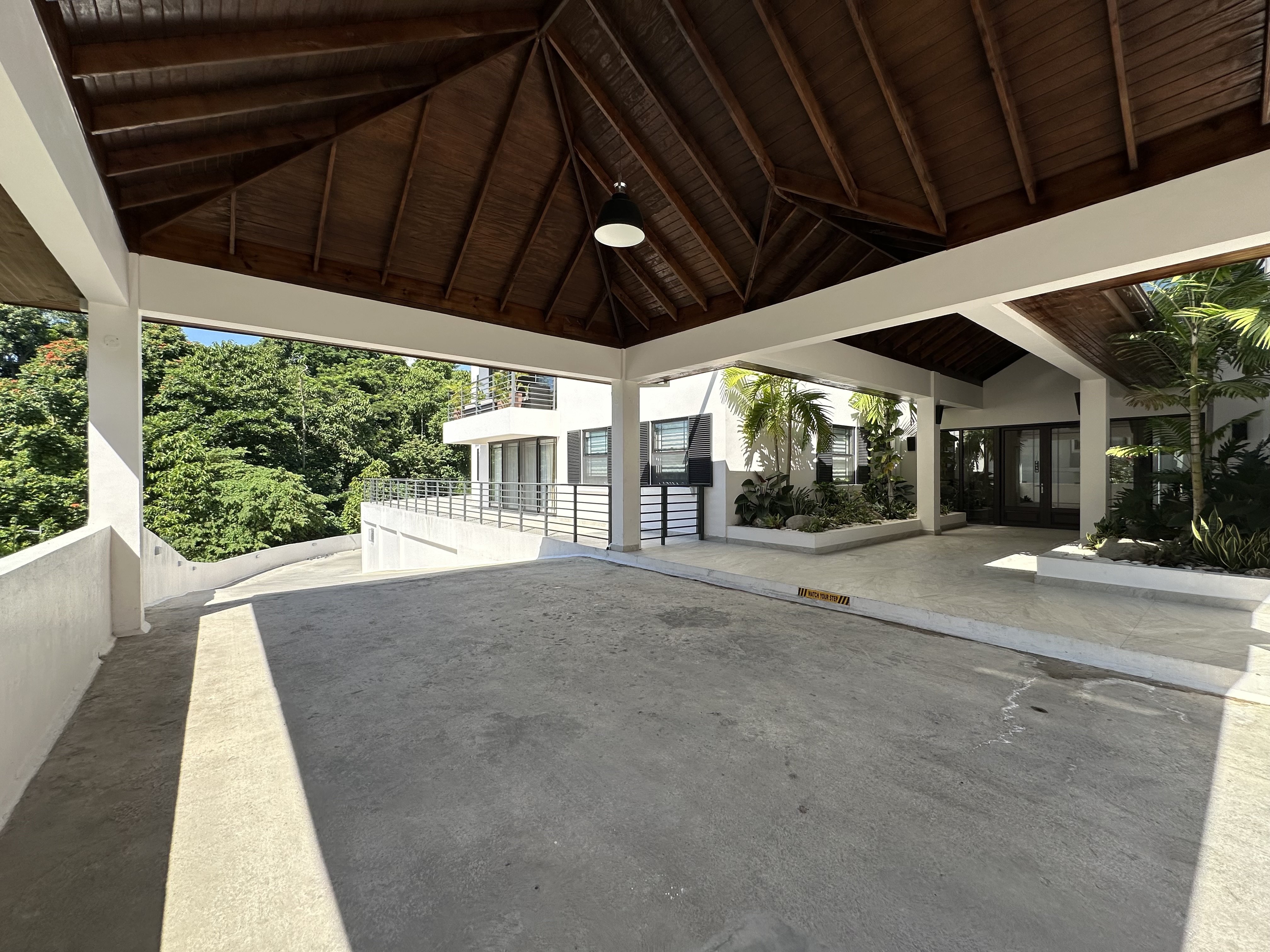 Kingston 6, JM, 2 Bedrooms Bedrooms, ,3 BathroomsBathrooms,Residential,For Sale,1838933