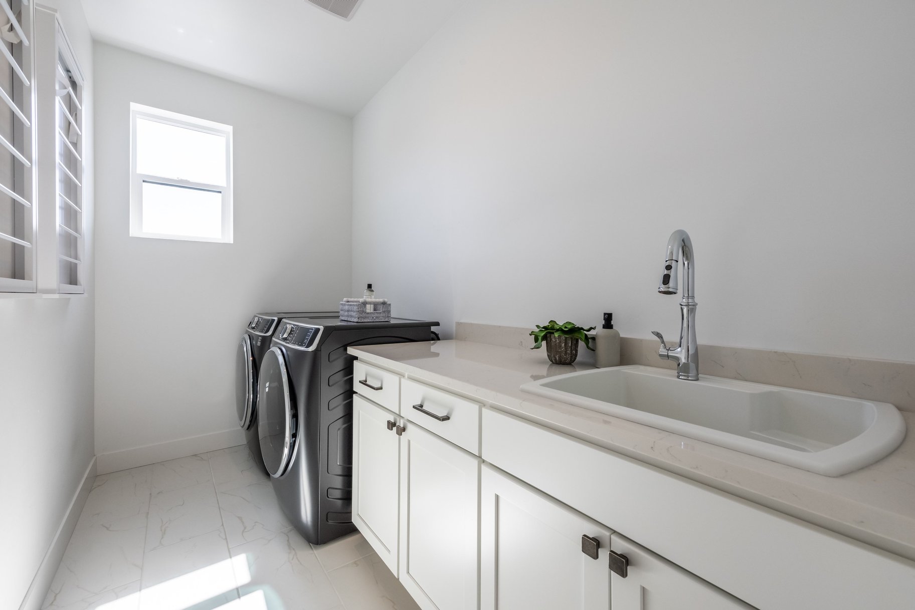  Designer Luxury with Mountain, Valley & Utah Lake Views in Lehi - 物件實景