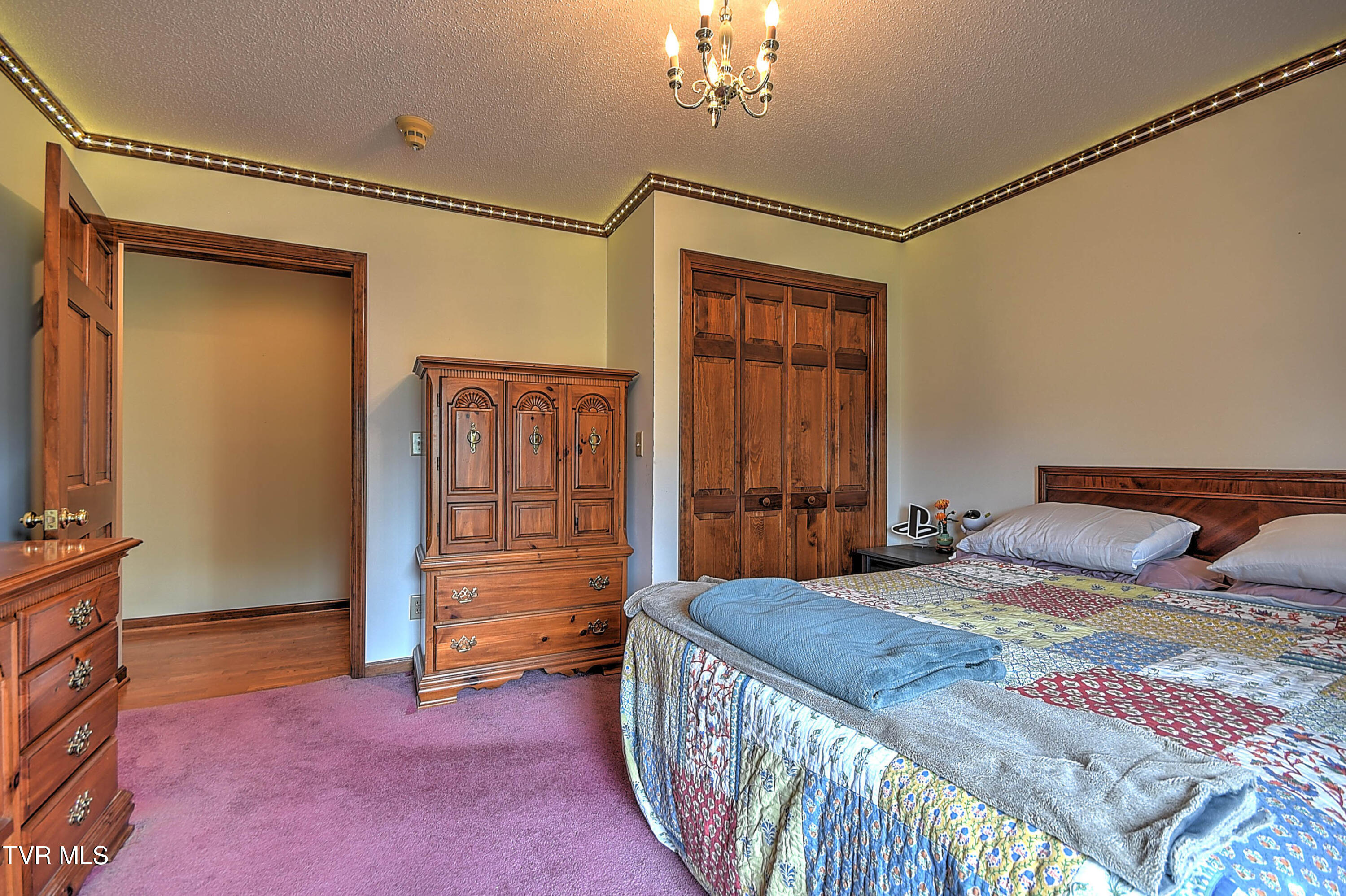 Greeneville, Tennessee, 37745, United States, 4 Bedrooms Bedrooms, ,4 BathroomsBathrooms,Residential,For Sale,1899304