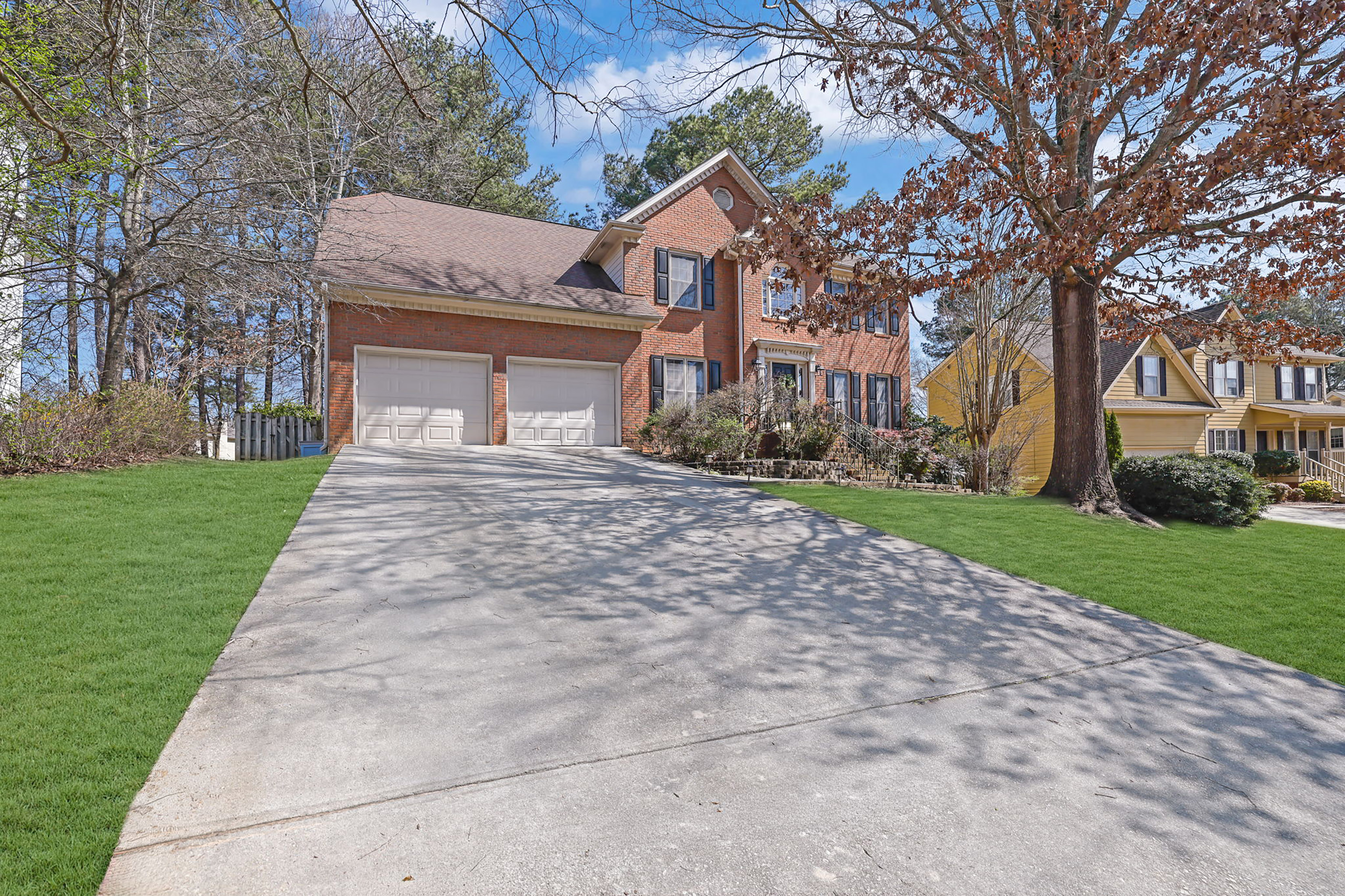 Beautifully Maintained Home Nestled Within a Quiet and Established Community - 物件實景