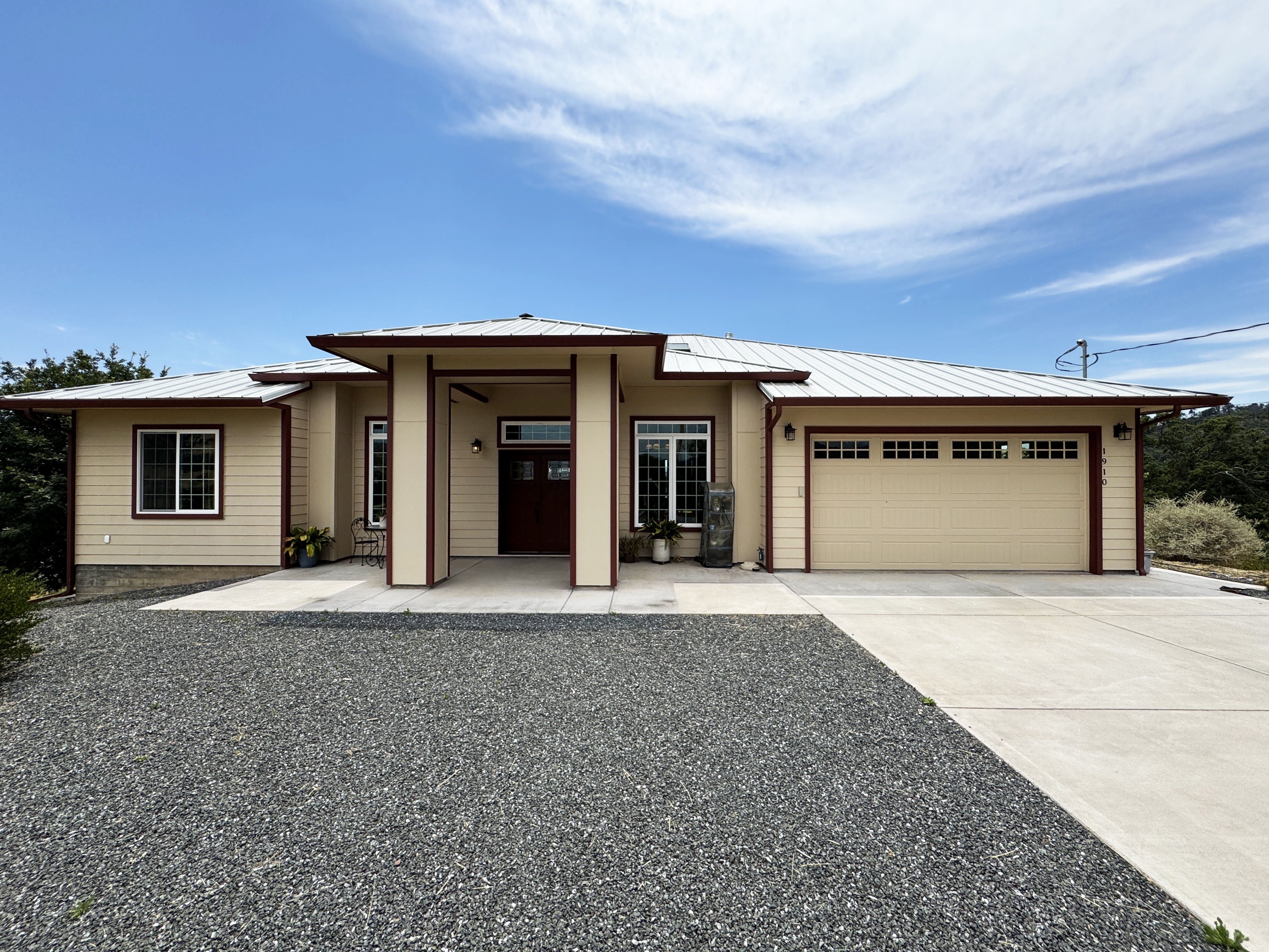 Redwood Valley, California, 95470, United States, 3 Bedrooms Bedrooms, ,3 BathroomsBathrooms,Residential,For Sale,1889817