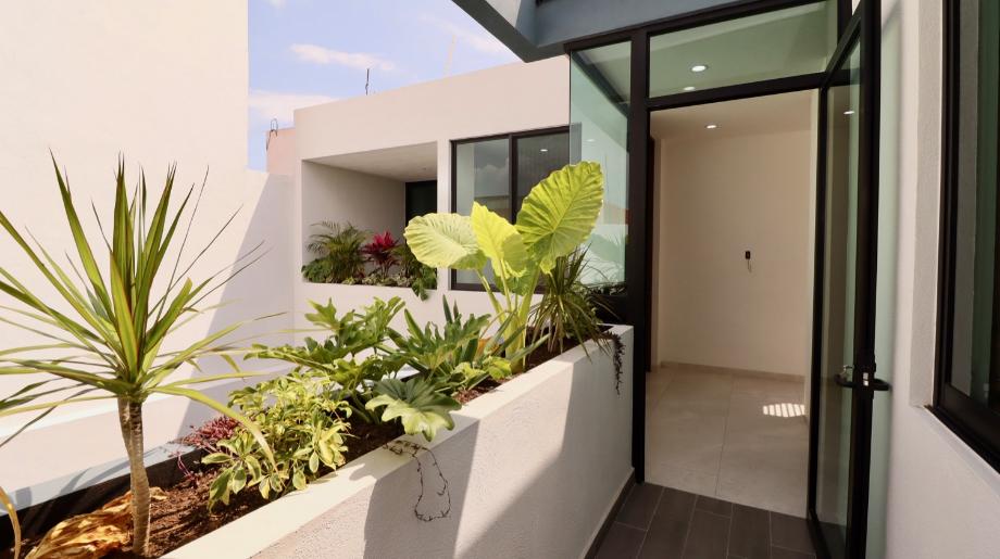 Colegio Militar, Morelia, Michoacán de Ocampo, 58260, Mexico, 3 Bedrooms Bedrooms, ,3 BathroomsBathrooms,Residential,For Sale,Colegio Militar,1616740
