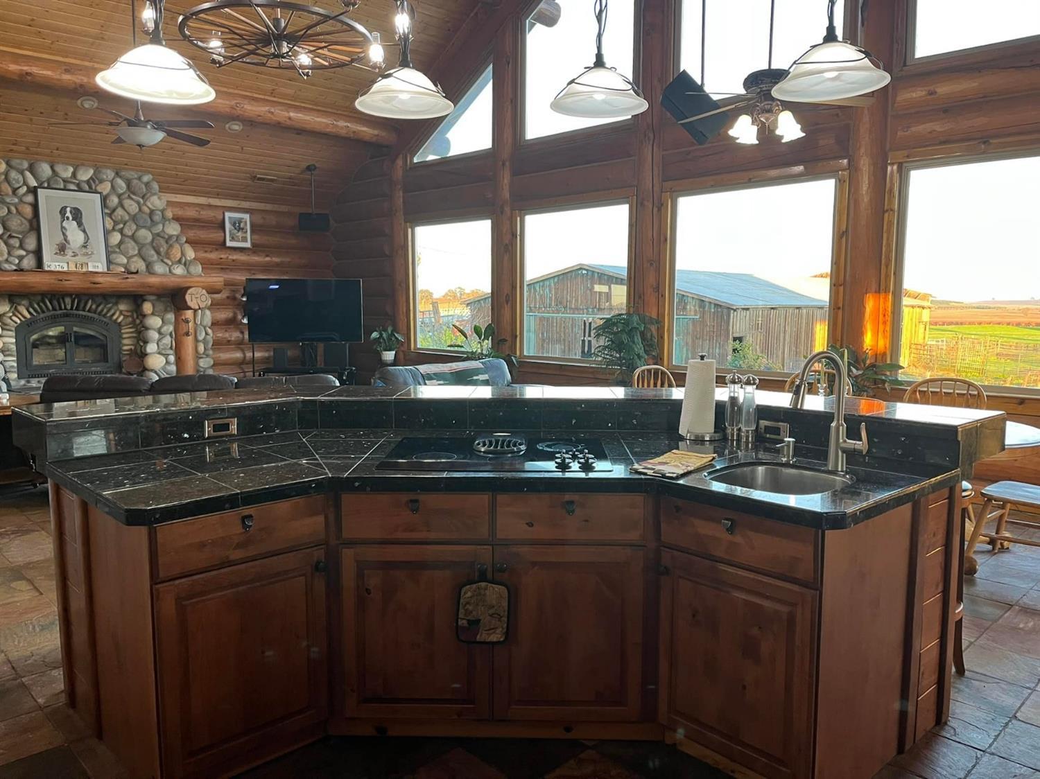 Galt, California, 95632, United States, 3 Bedrooms Bedrooms, ,3 BathroomsBathrooms,Residential,For Sale,1942320
