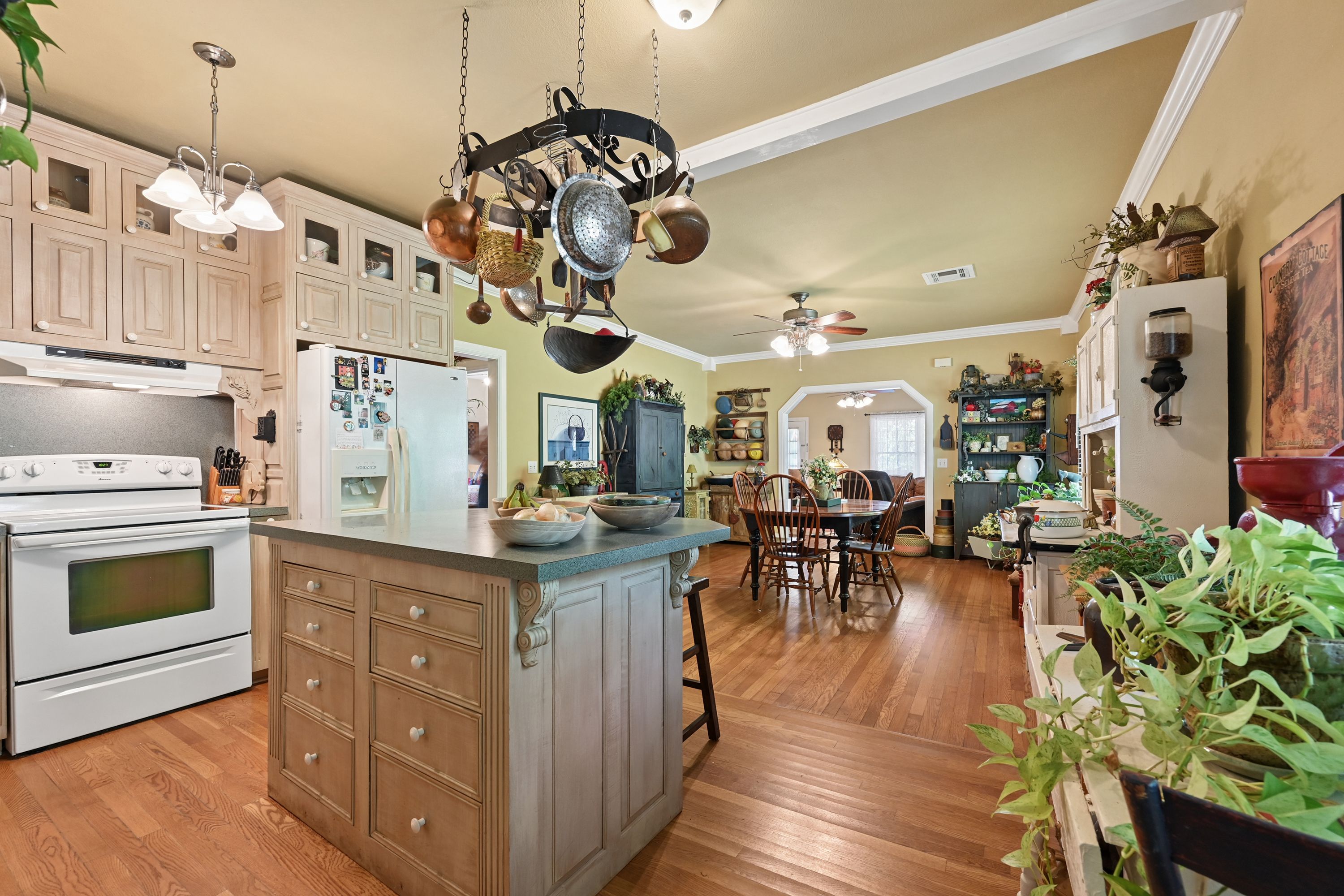  2115 East 17th Place, Tulsa, OK 74104 - 物件實景