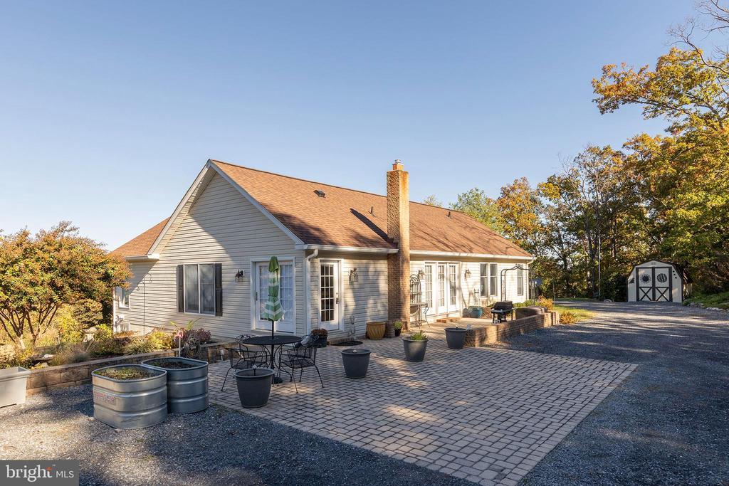 Strasburg, Virginia, 22657, United States, 2 Bedrooms Bedrooms, ,2 BathroomsBathrooms,Residential,For Sale,1996820