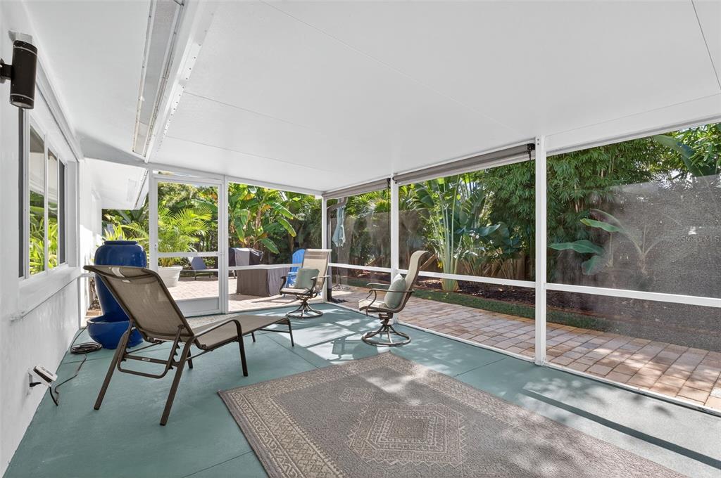 Sarasota, Florida, 34239, United States, 3 Bedrooms Bedrooms, ,2 BathroomsBathrooms,Residential,For Sale,1991192