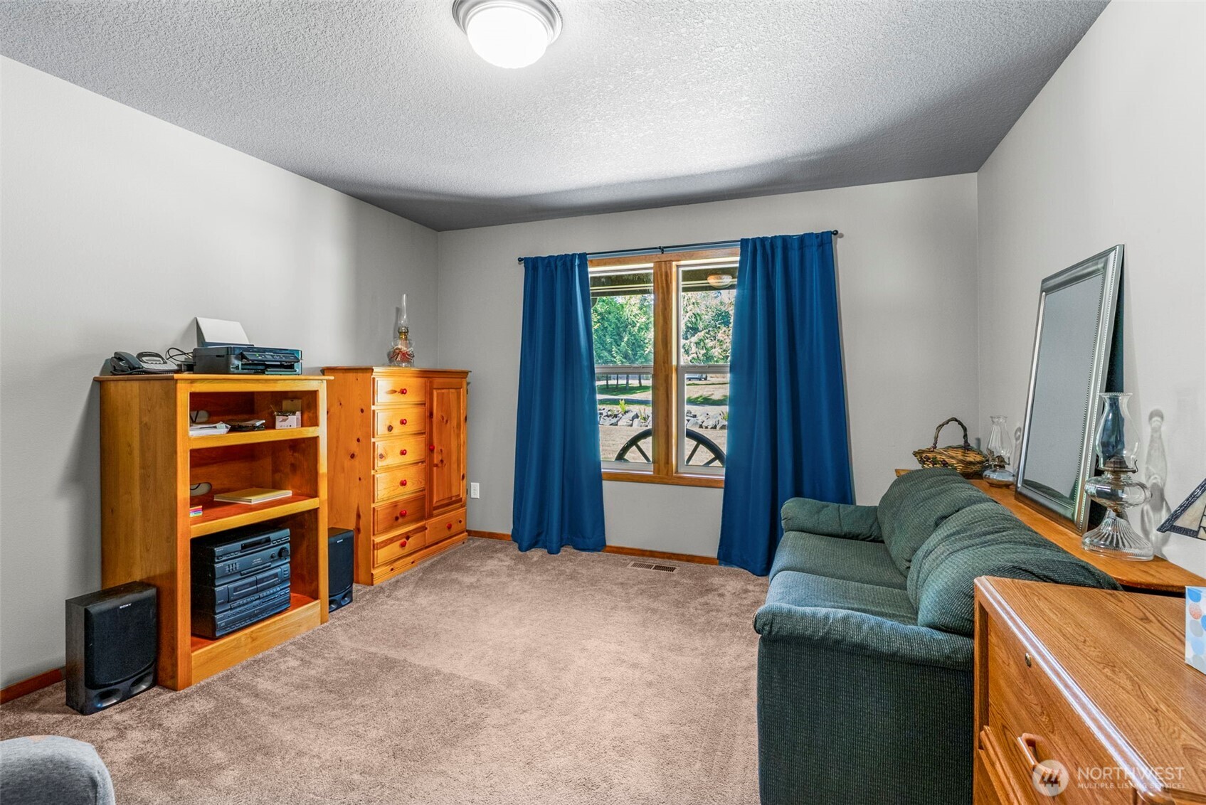 Castle Rock, Washington, 98611, United States, 3 Bedrooms Bedrooms, ,3 BathroomsBathrooms,Residential,For Sale,1836811