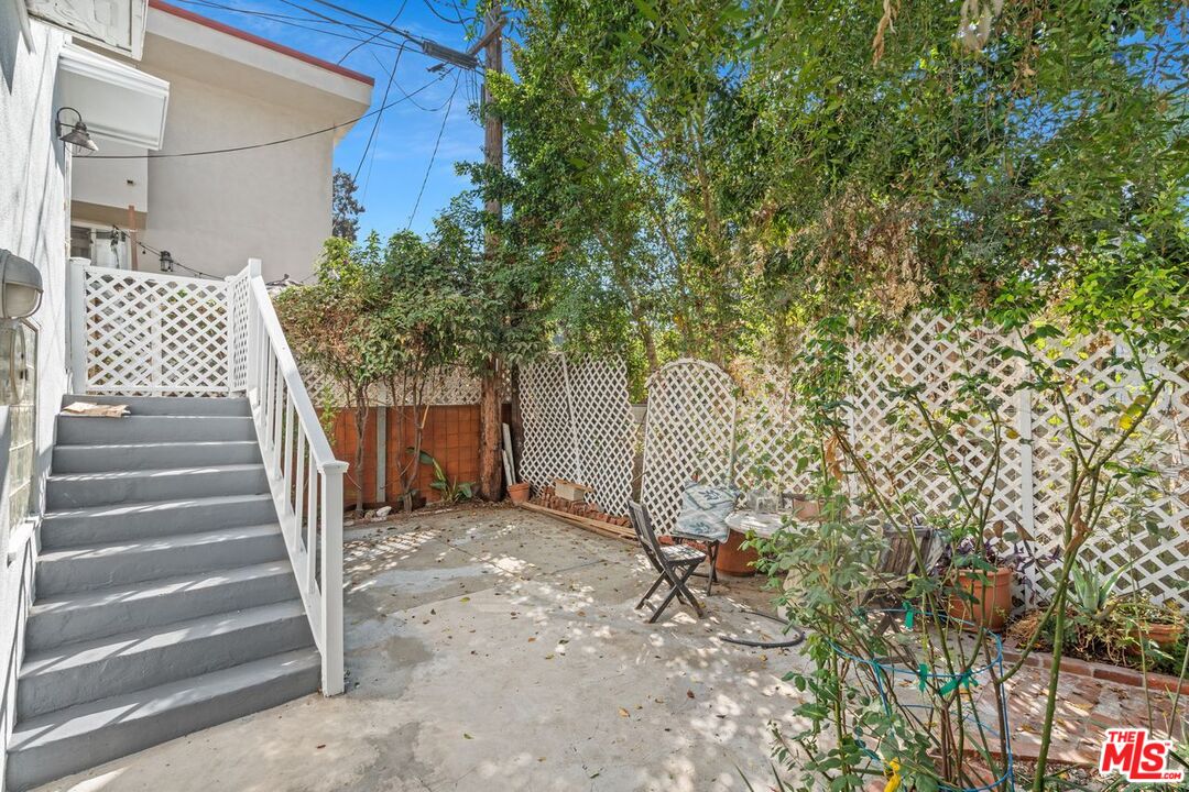 West Hollywood, California, 90046, United States, 4 Bedrooms Bedrooms, ,4 BathroomsBathrooms,Residential,For Sale,1840253