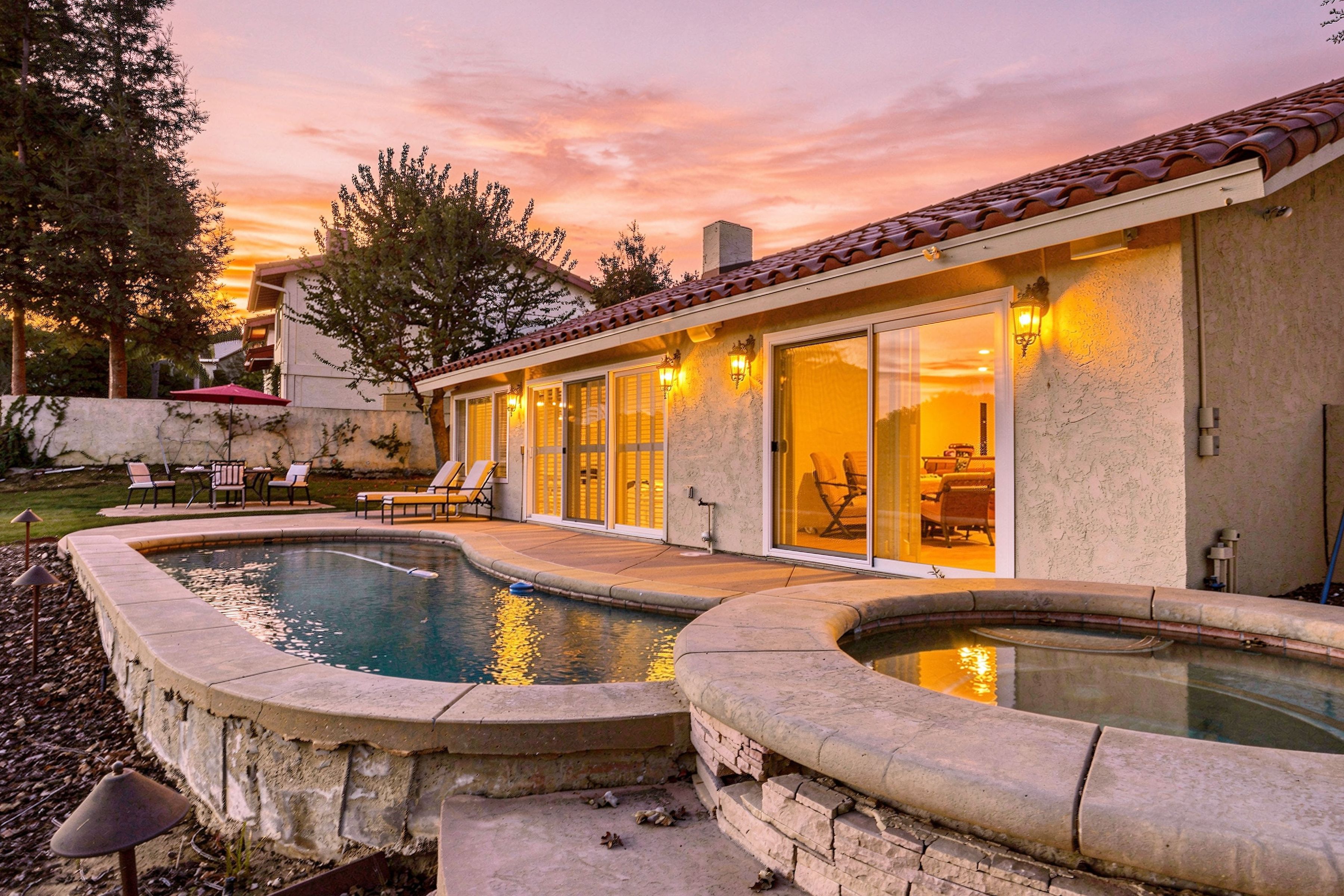  908 Blue Spring Drive, Westlake Village - 物件實景