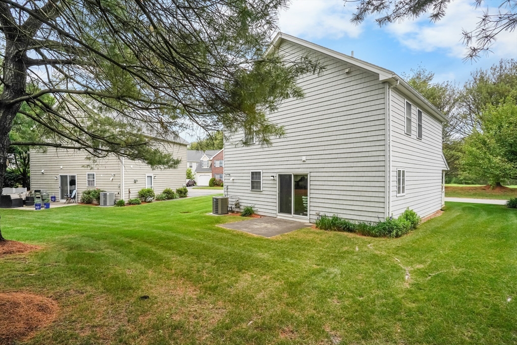 Tewksbury, Massachusetts, 01876, United States, 2 Bedrooms Bedrooms, ,2 BathroomsBathrooms,Residential,For Sale,2048183